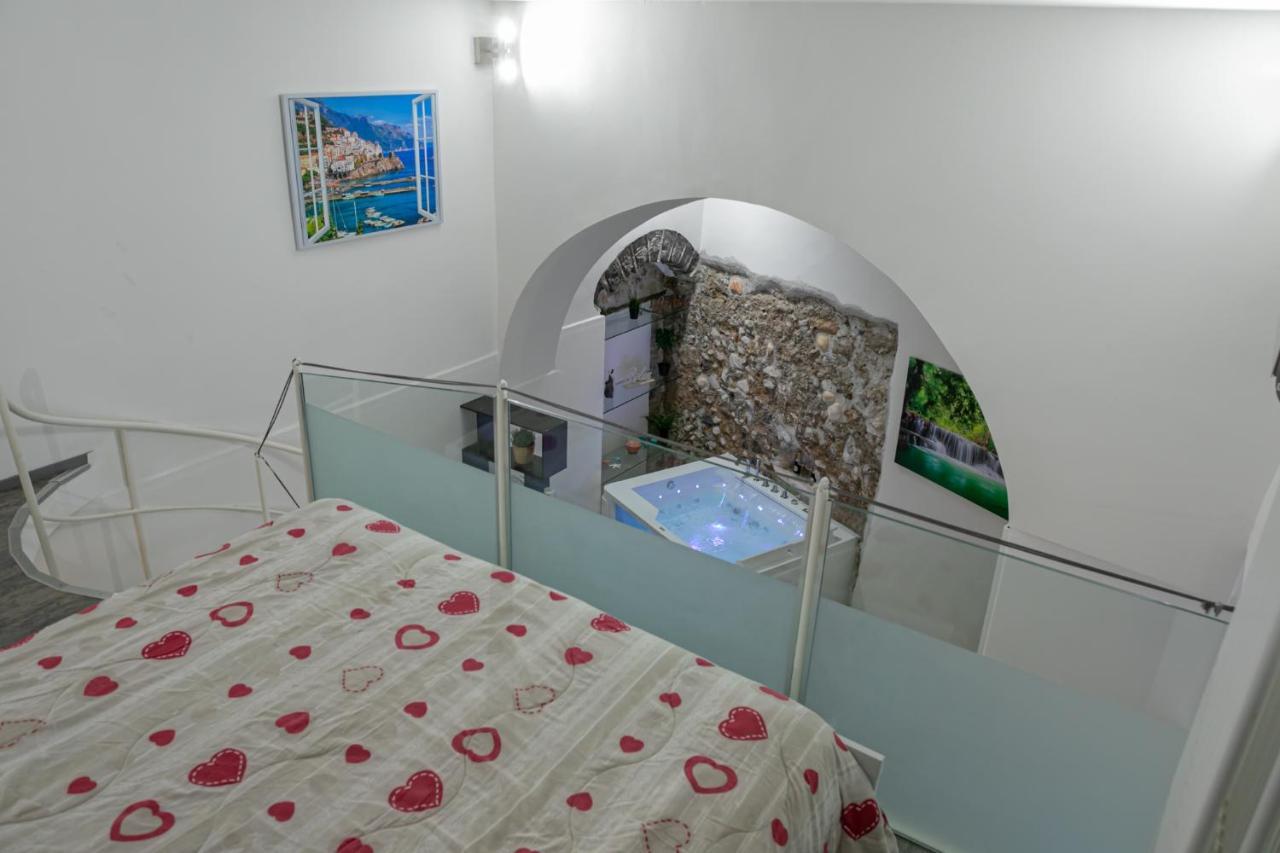 Salerno Mare E Luci Deluxe Apartment Exterior photo