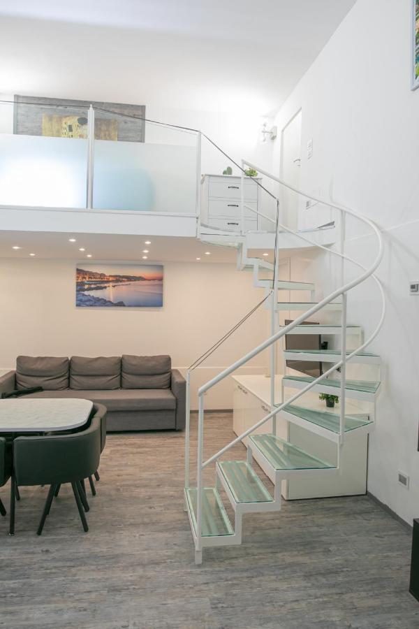 Salerno Mare E Luci Deluxe Apartment Exterior photo